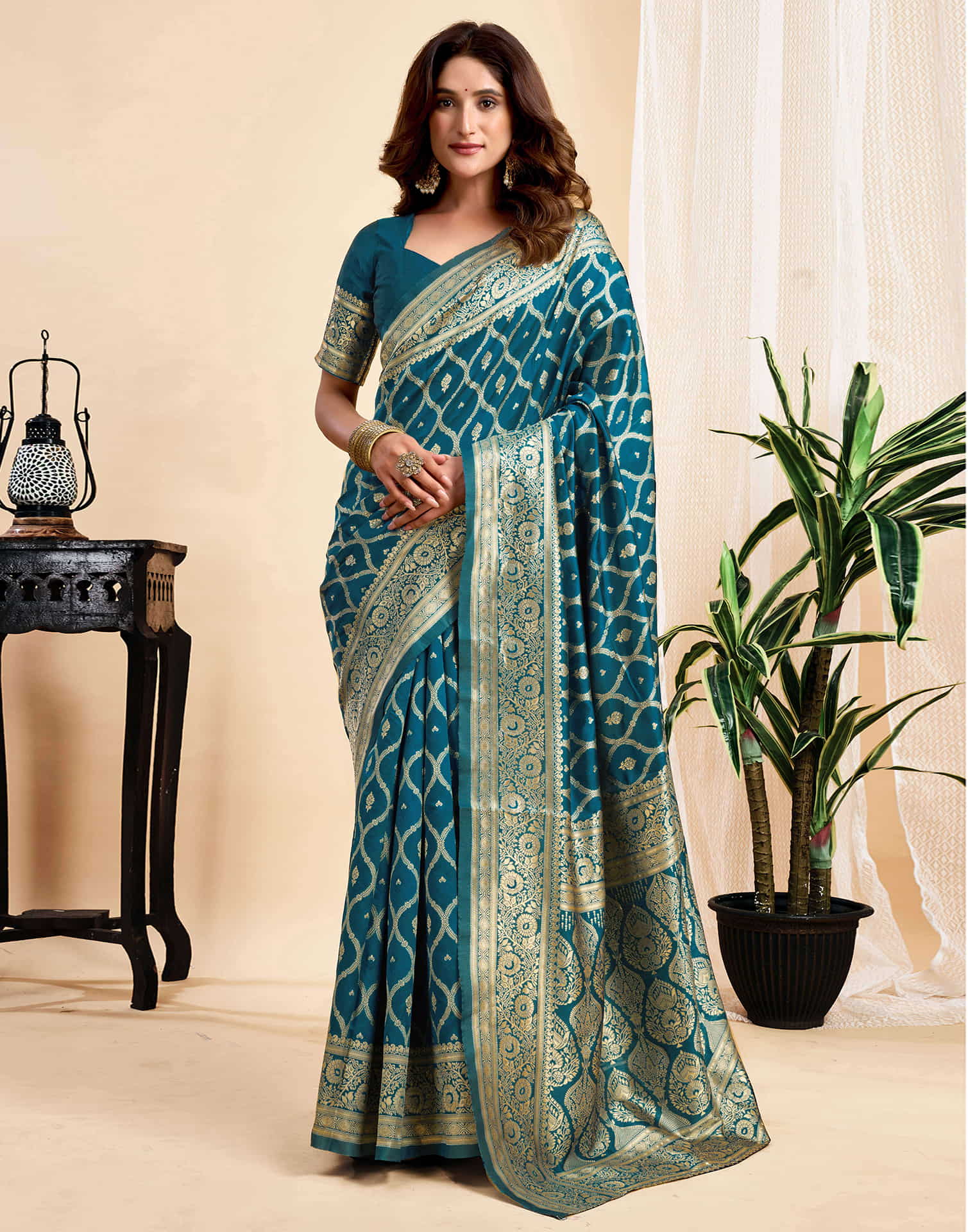 Rama Jaal Silk Woven Banarasi Saree