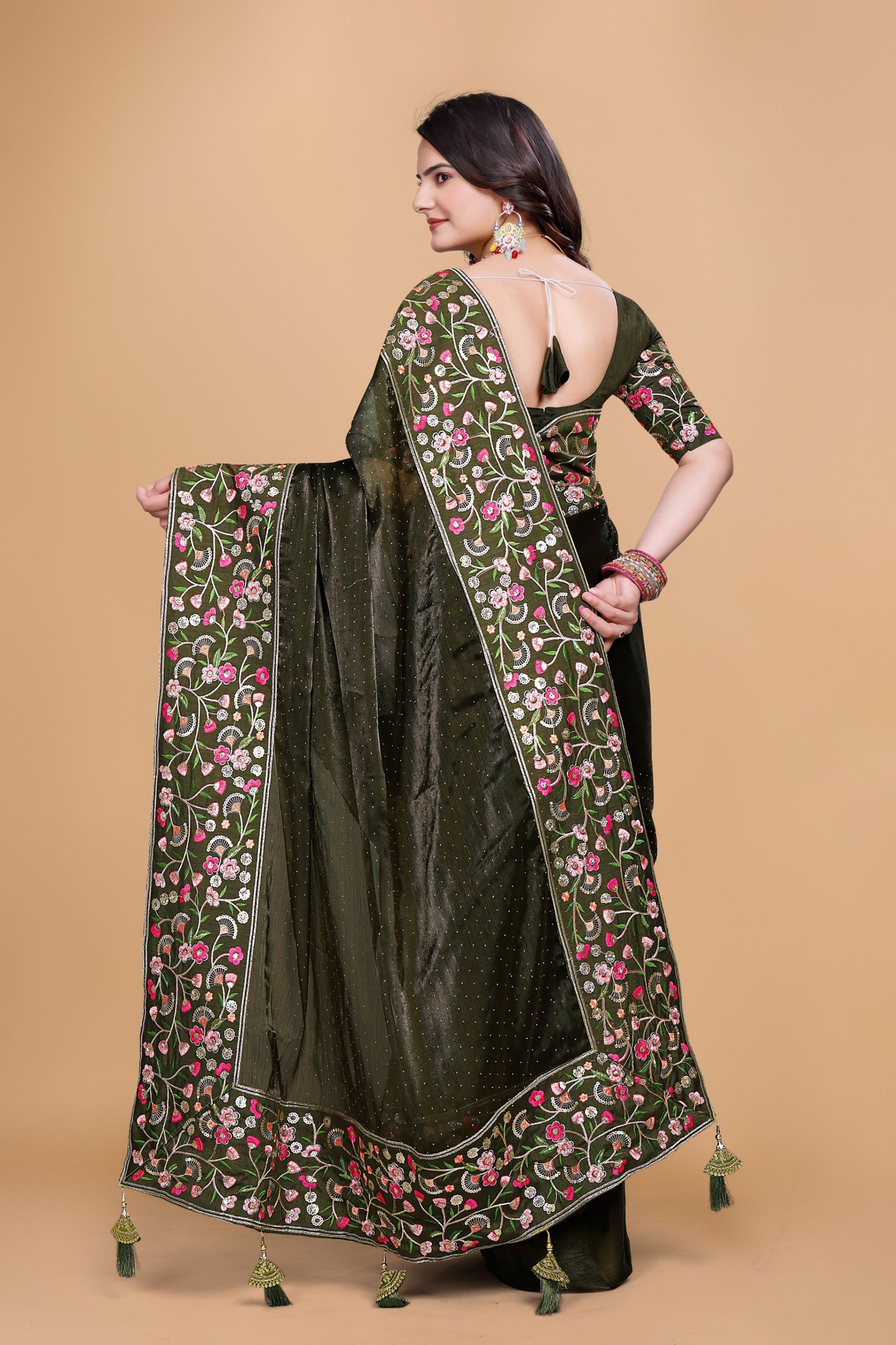 Anushka Parrot Green