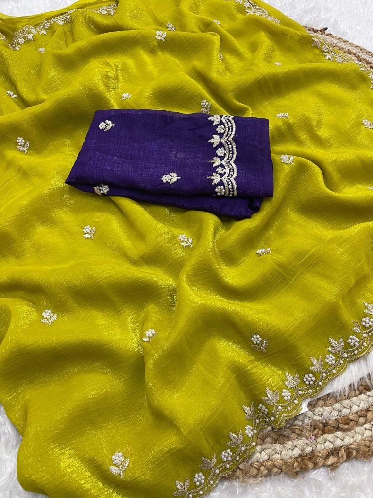 Women's new Crush Chiffon Handwork Saree