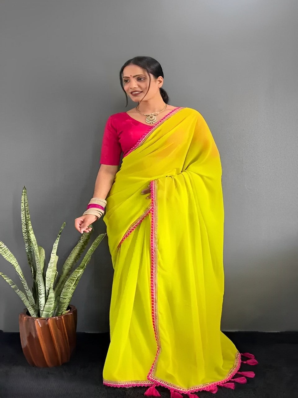 Women's Solid Plain Green And Pink Georgette Saree With Blouse and Fancy Lace Saree with Tussles Work, Unstitched Blouse