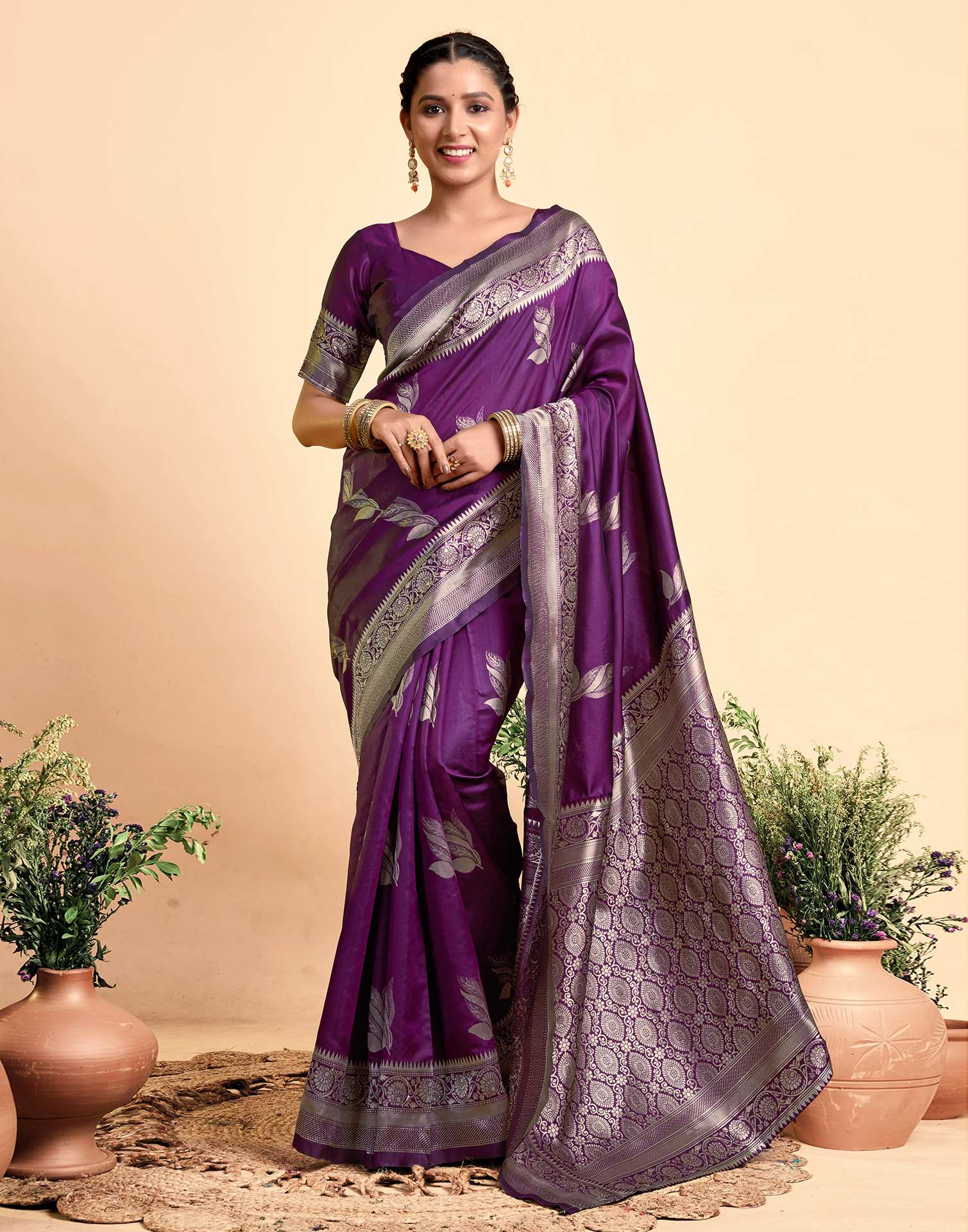 Wine Paan Silk Woven Banarasi Saree