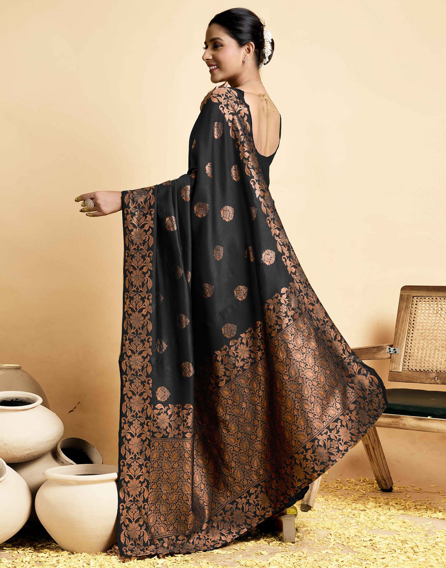 Black Floral Silk Woven Banarasi Saree