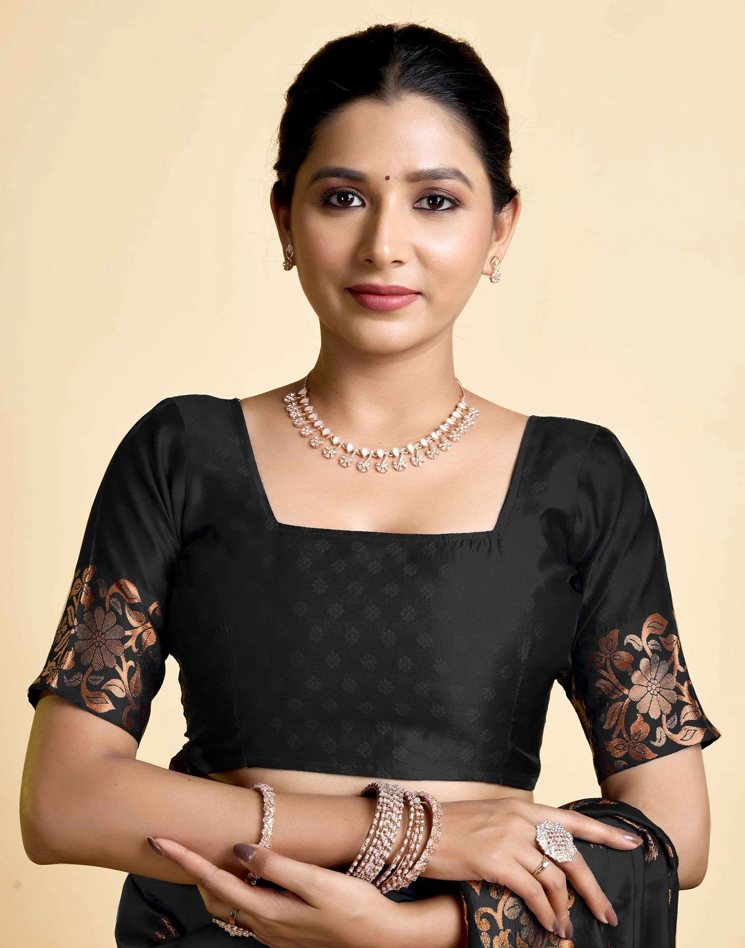 Black Floral Silk Woven Banarasi Saree