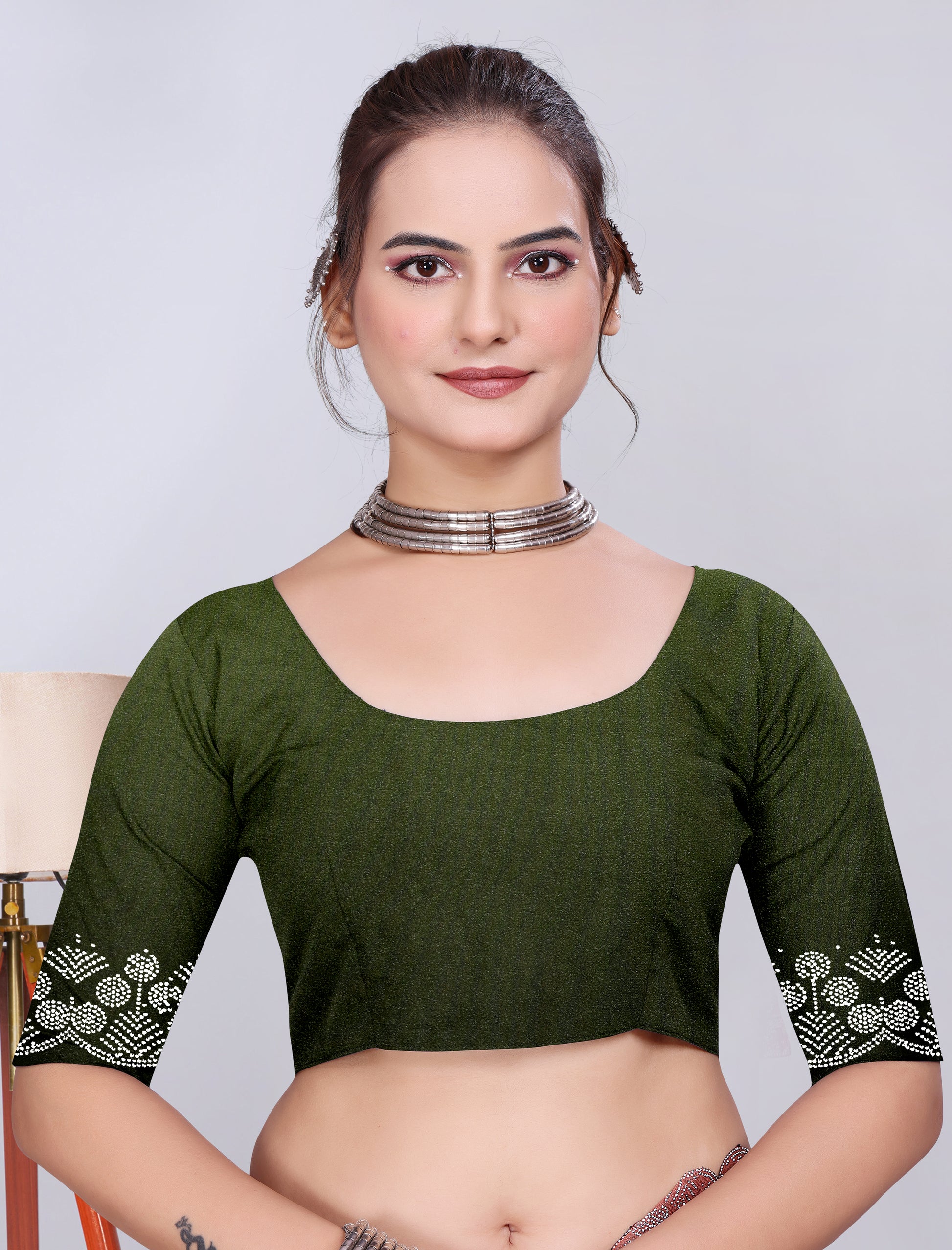 New Peding heavy georgette saree with boutiful work with blouse